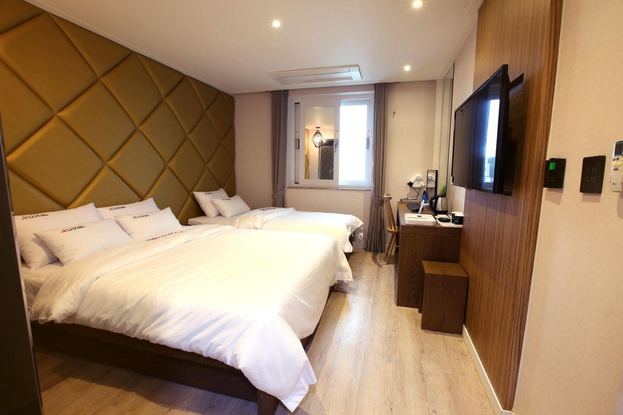 Jeju Lux Hotel Ojo-ri Ngoại thất bức ảnh